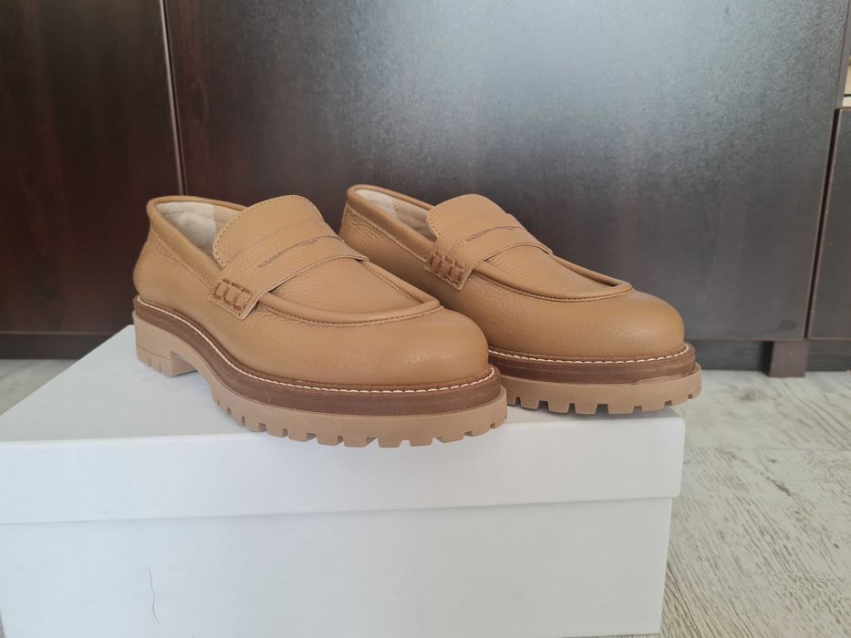 Обувки, нови, само пробвани