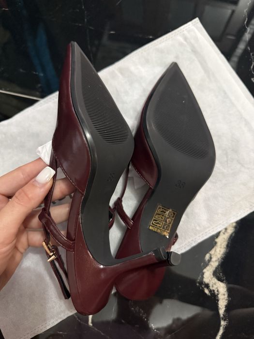 Pantofi burgundy noi cu eticheta
