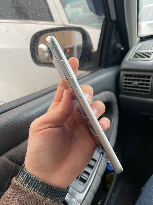 Samsung S21 fe xotirasi 6/128GB