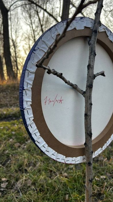 Картина на круглом холсте