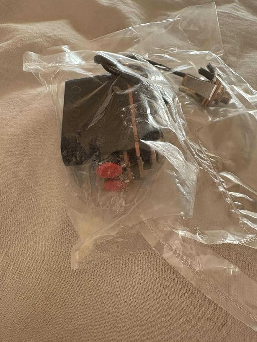 B-Voice Tone V1 Active Bouzouki Pickup - най-новия адаптер за бузуки