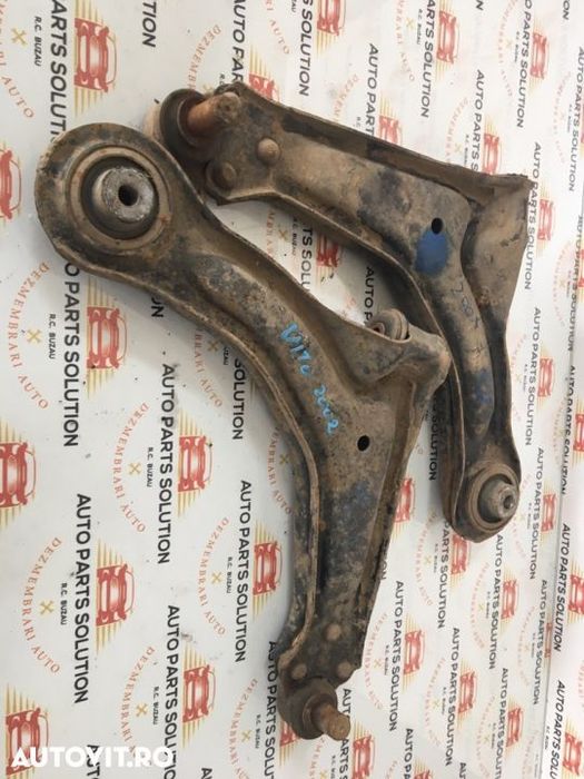 bascula fata Mercedes Benz Vito an fabricație 2002