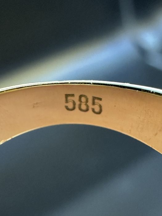 Золото 585  Кольцо Масса: 3,4