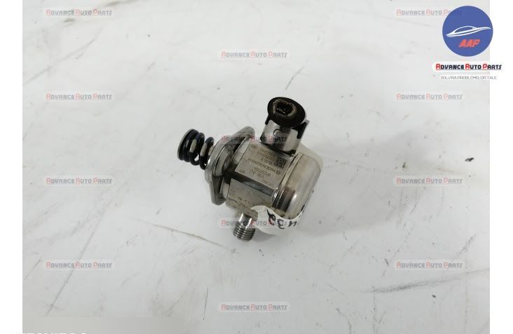 Помпа Висока VW Seat Skoda 4.0TFSI оригинална Volkswagen VW Touareg /