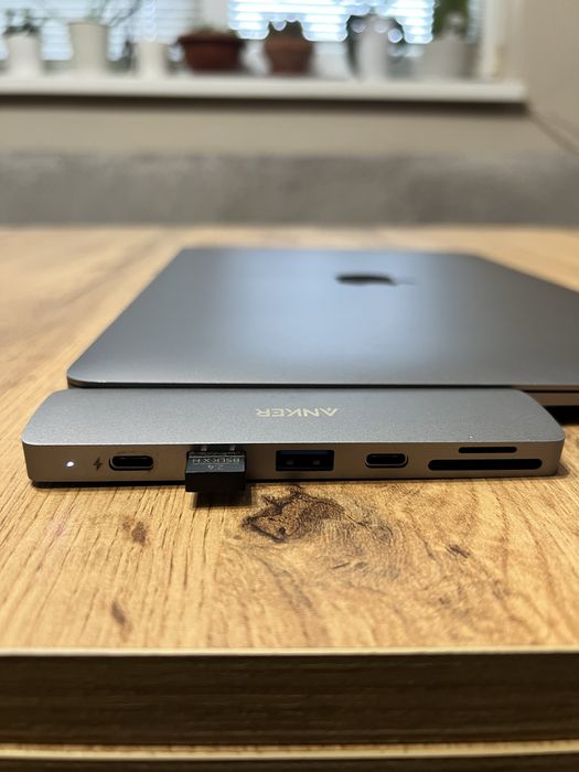 Macbook Air M1 лаптоп - 16gb ram - 512 SSD + Подарък