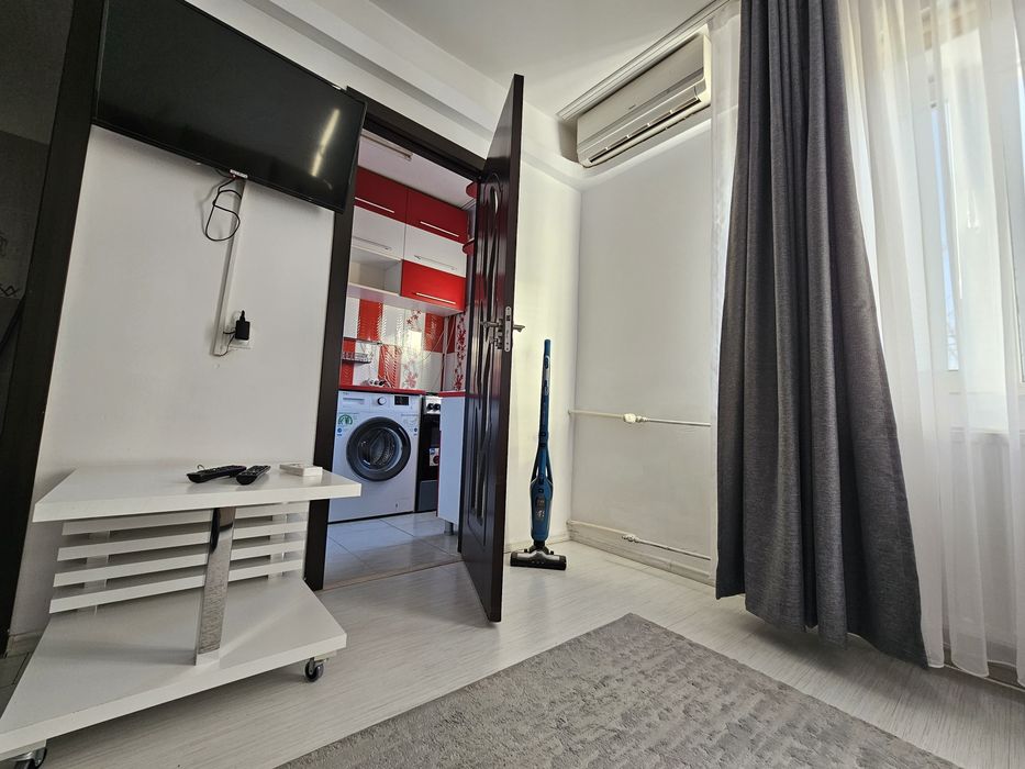 Proprietar, inchiriez garsoniera vest str. Eremia Grigorescu