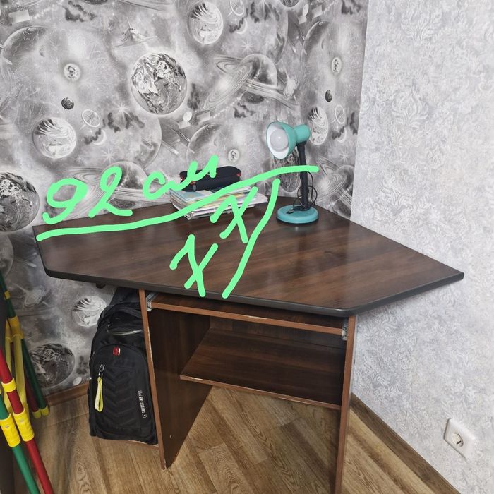 Стол для учёбы,парта,компьютерный стол