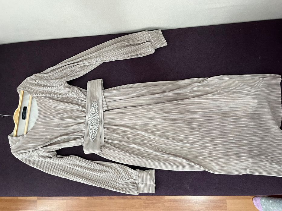 Rochie Estelle bej, marimea S
