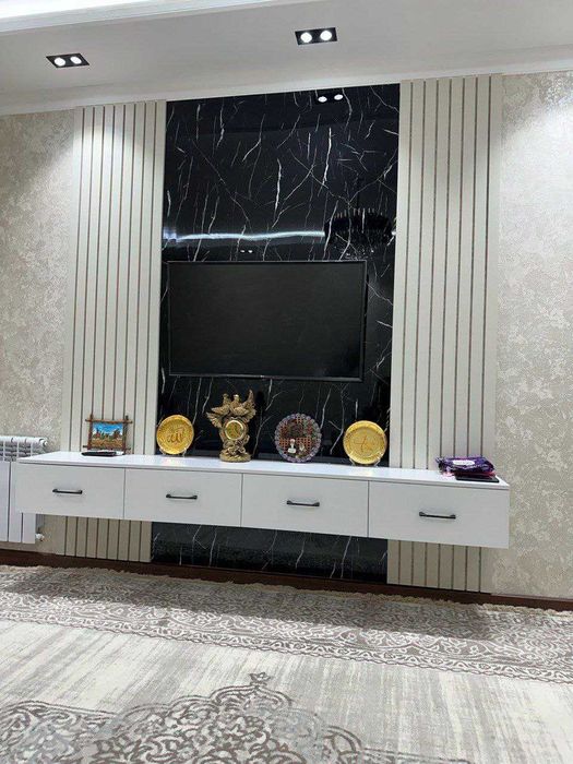 Продается квартира.Юнусабад-18 Чайка, клиника Ихлос 2в3\4\4