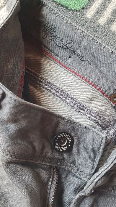 Blugi originali Hilfiger , gri TRANSPORT GRATUIT