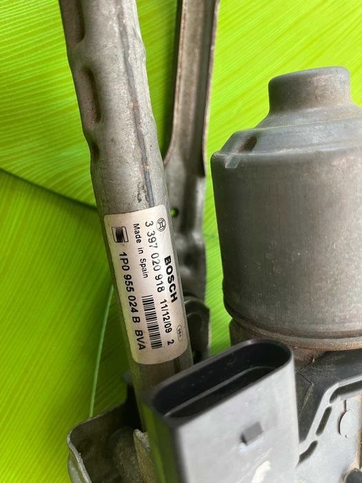 Моторче Bosch предна чистачка SEAT LEON MK2 , дясна стр. | 1P0955024B