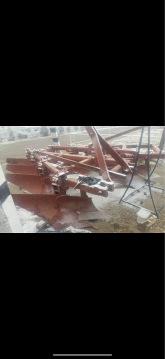 Продаётсия плуг пд4-45 и пд4-35