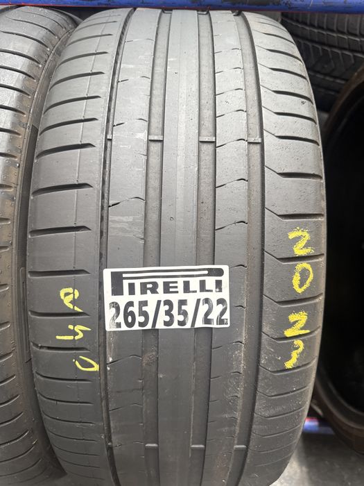 265/35/22 Pirelli