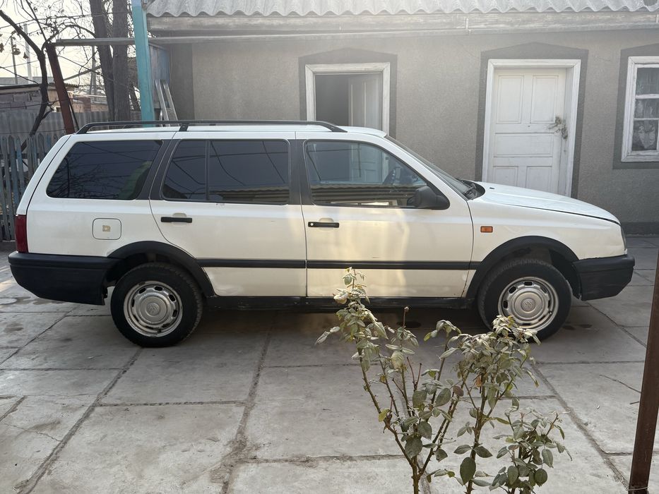 Продам Фольксваген Гольф 3 1994 год универсал