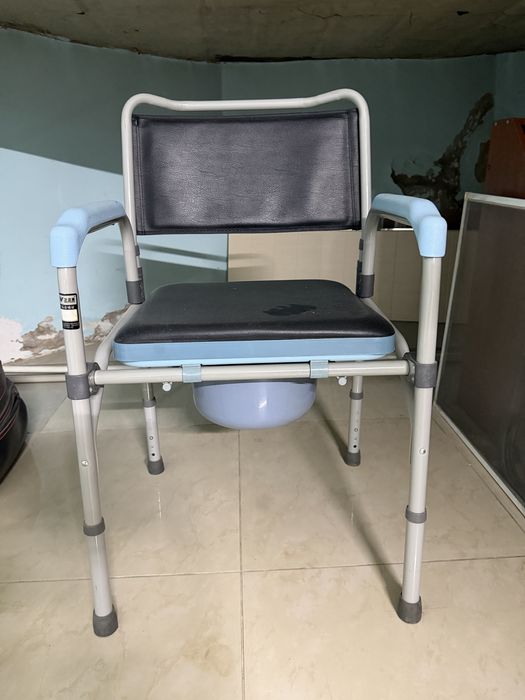 Стул-туалет для инвалидов
