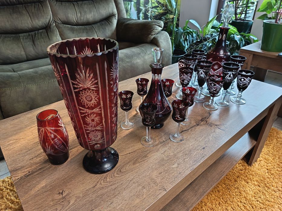 Seturi vintage cristal roșu