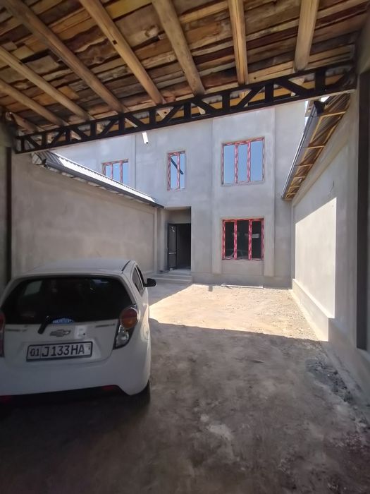 Uchaska sotiladi O'rizor mahalla