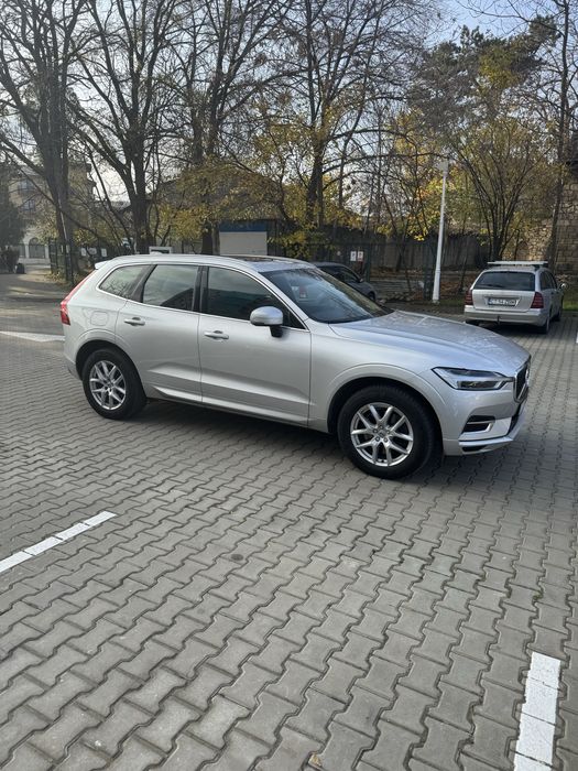 Volvo XC60 T8 Hybrid 390 CP 2020 – Putere, Eleganță și Tehnologie Premium într-un SUV Scandinav