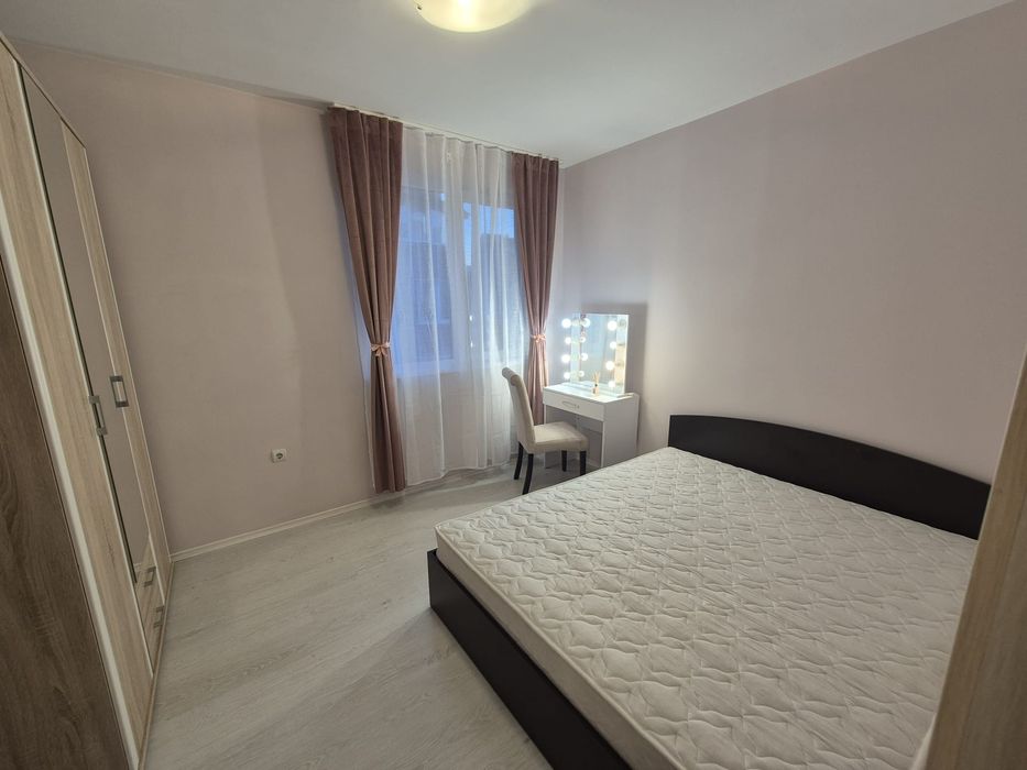 Дава се под наем Тристаен апартамент в Варна, Конфуто - 85 кв.м за 847.62 € - Снимка #5