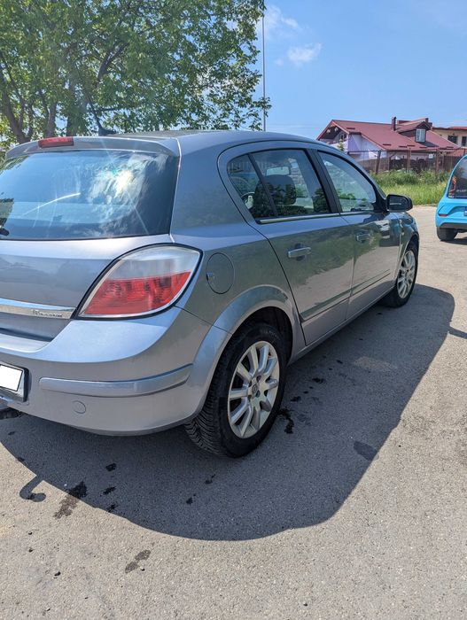 Opel Astra H, motor 1.6 benzină