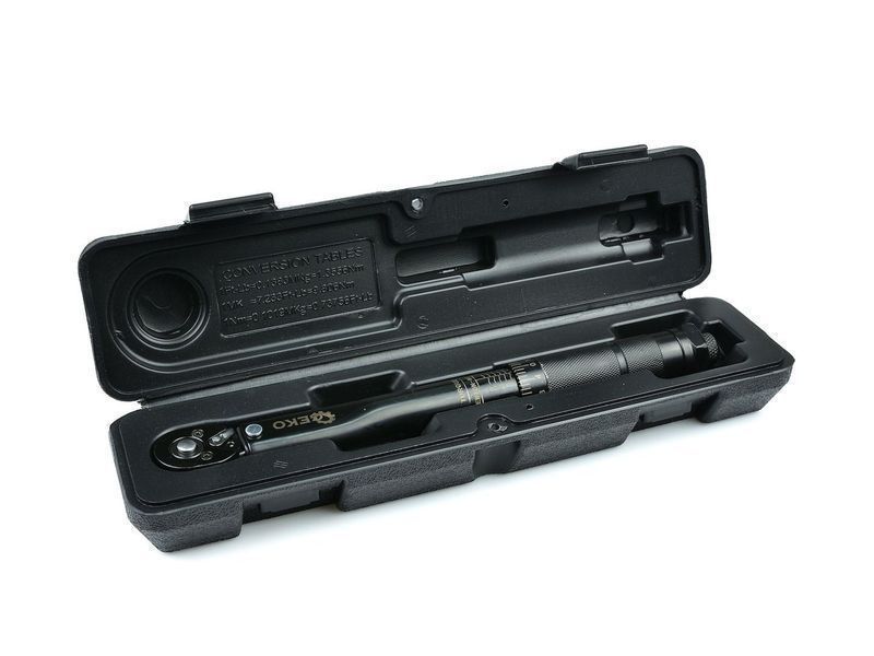 Динамометричен ключ 1/4" 5-25nm black geko