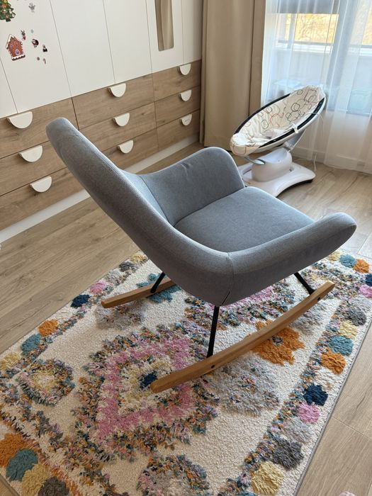 Продавам Люлеещ стол NEBEL светлосин текстил