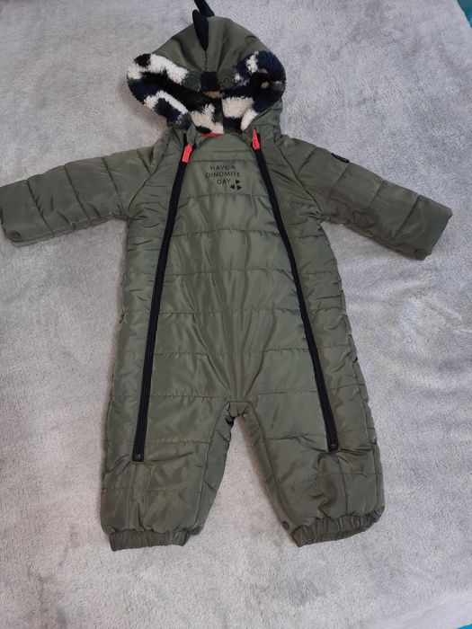 Combinezon mărimea 74