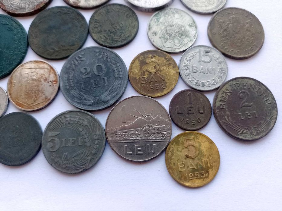 Lot 35 monede romanesti diferite - Romania