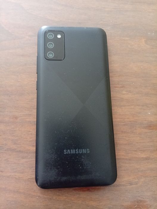 Самсунг с23 икран сломан а так все нармально