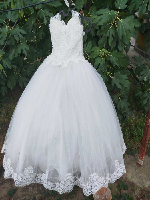 Детска шаферска рокля