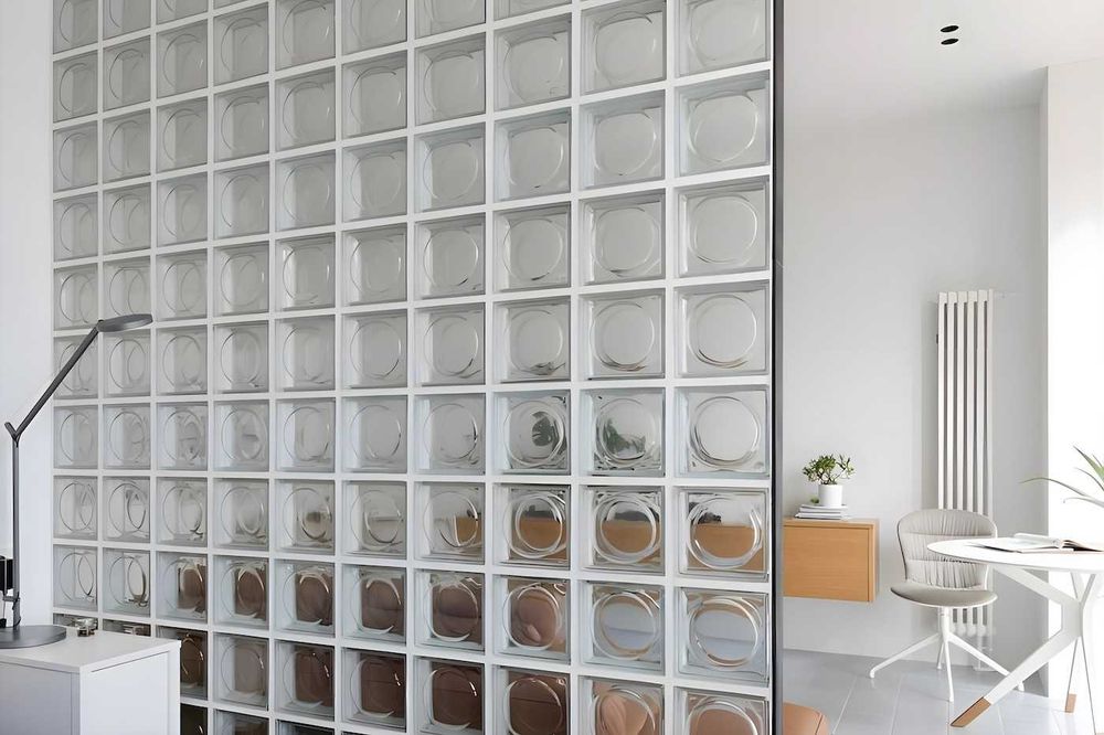 Стеклоблок бесцветный ALPHA волна 19х19х8 Чехия