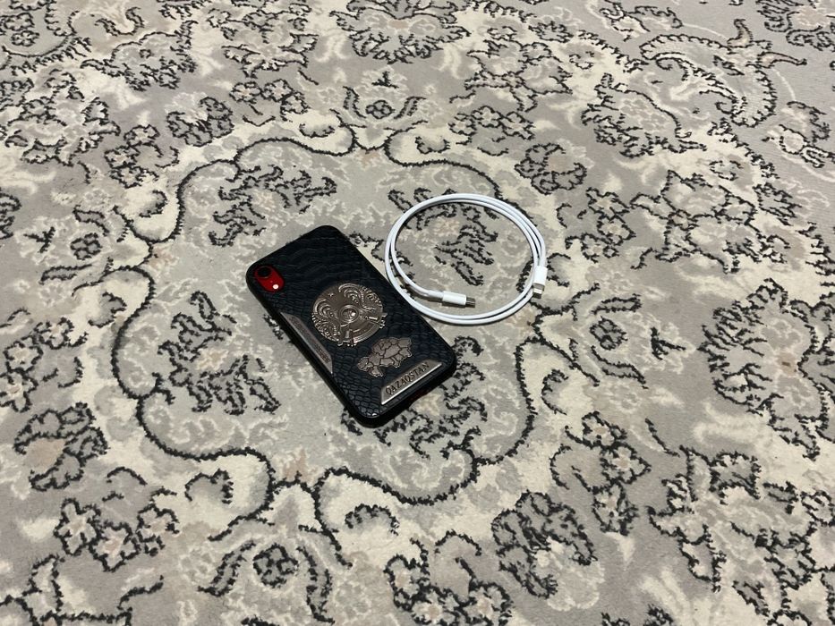 Iphone xr 128гб в идеале