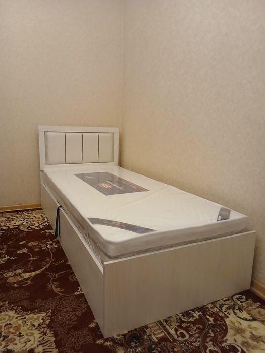 Kravat sunduk skitka krovat