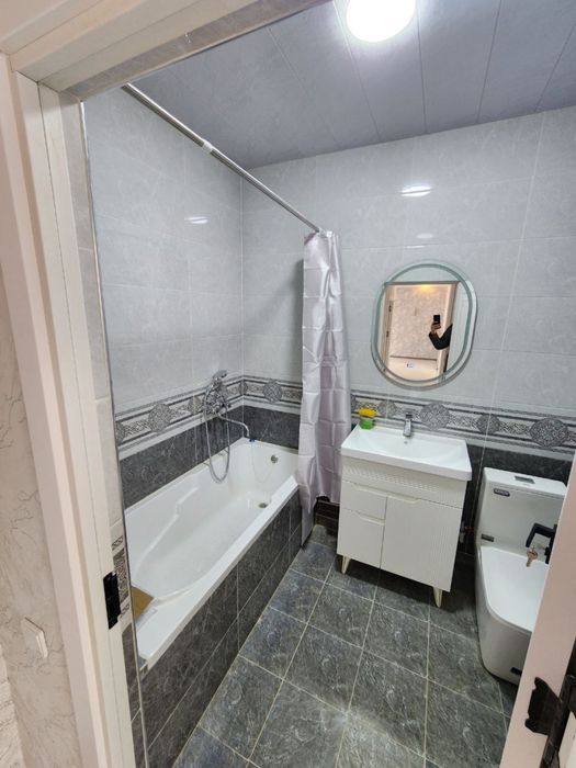 продается  яшнабад район жк янги бахт 3/4/9