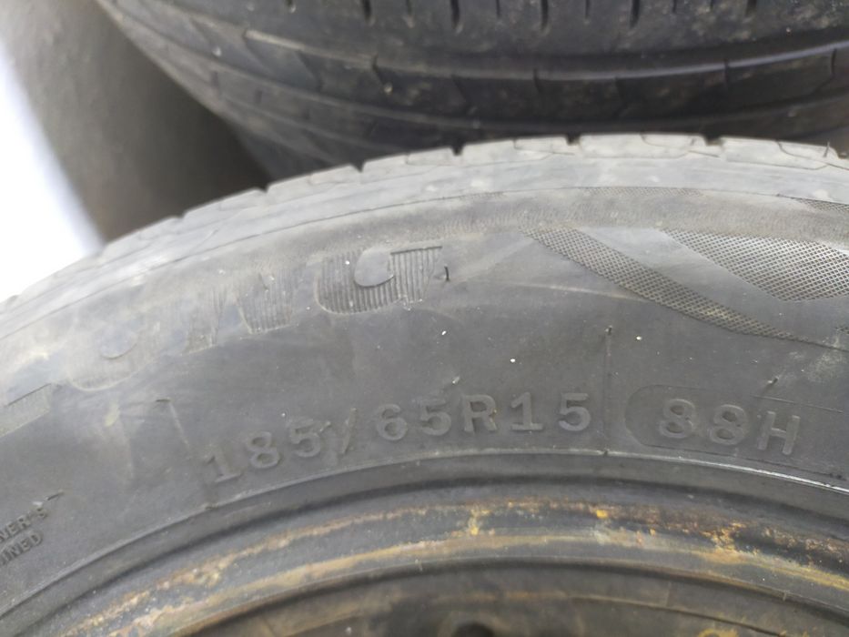 Продам резину 185/65/15