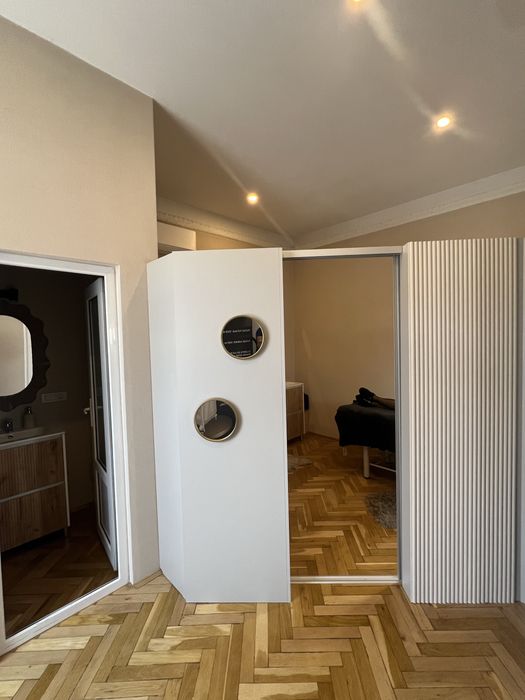 Spatiu comercial de inchiriat ( salon infrumusețare  )