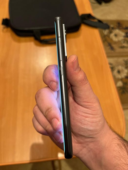 Xiaomi 12 256/12 обмен есть