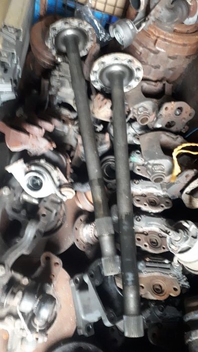 Butuci planetare spate Axor  Actros