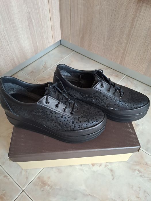 Черни обувки-естествена кожа