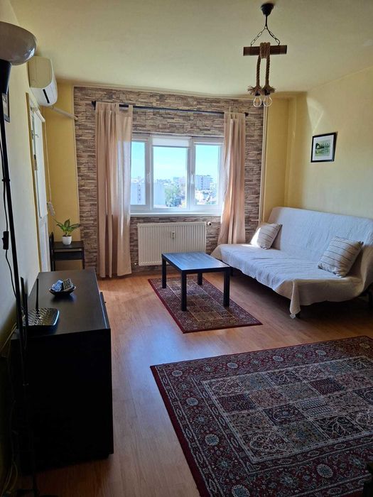 Particular ofer spre inchiriere garsoniera situata pe Calea Mosilor