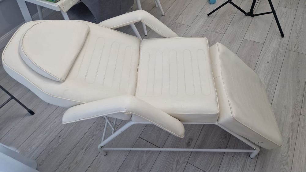 Косметологическое кресло