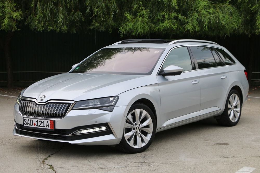 Skoda Superb LAURIN&KLEMENT/CANTON/Panoramic/MATRIX/Hybrid/2022/Ventilatie/Webasto