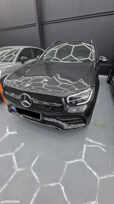 vanzare mercedez-benz GLC 300 e 4 MATIC