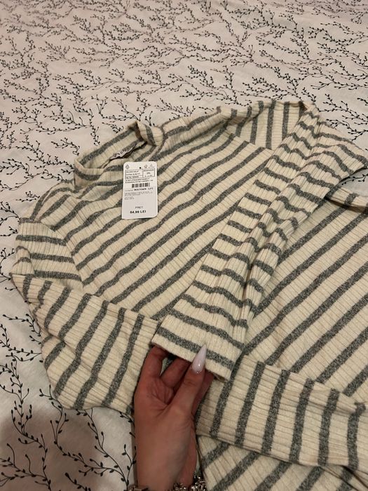 bluza in dungi nepurtata