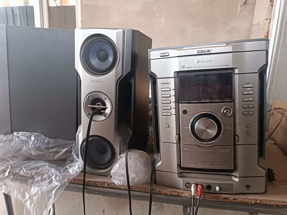 Музыкальный центр