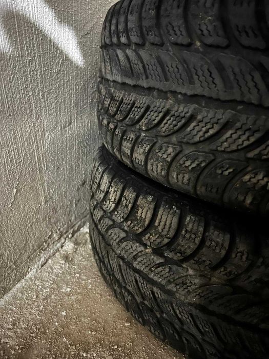 Гуми в добро състояние, размер 205 55 16