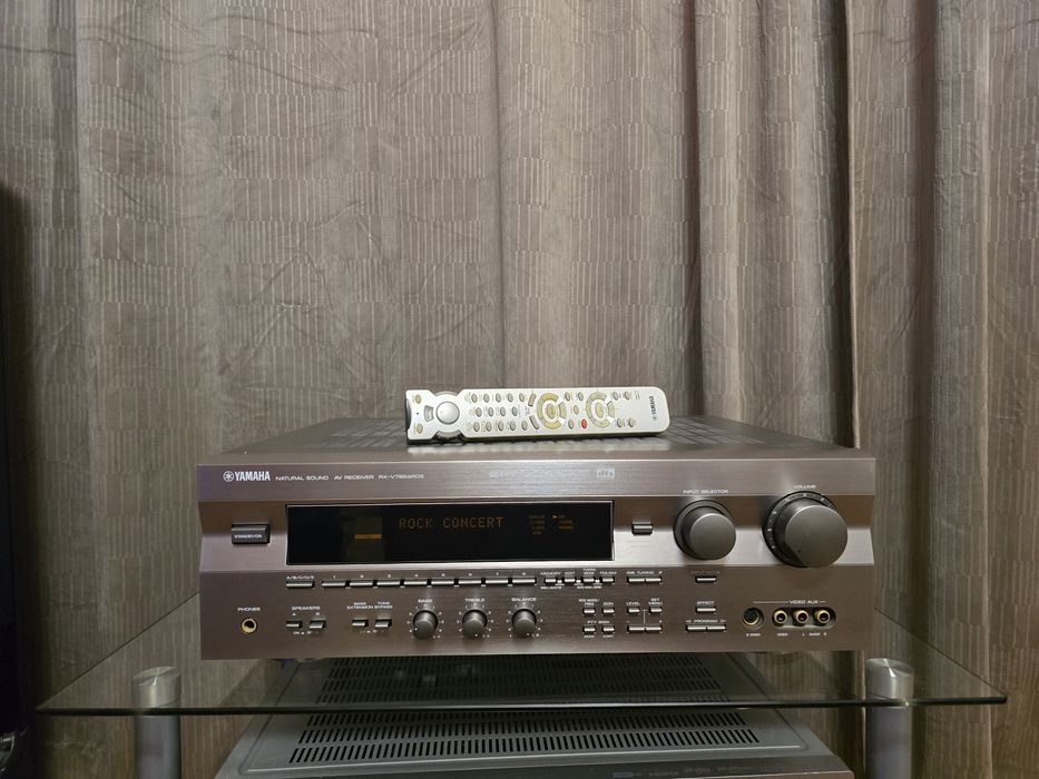 Amplificator Yamaha RX-V795aRDS – putere mare, 5.1, sunet Hi-Fi, construcție solidă!
