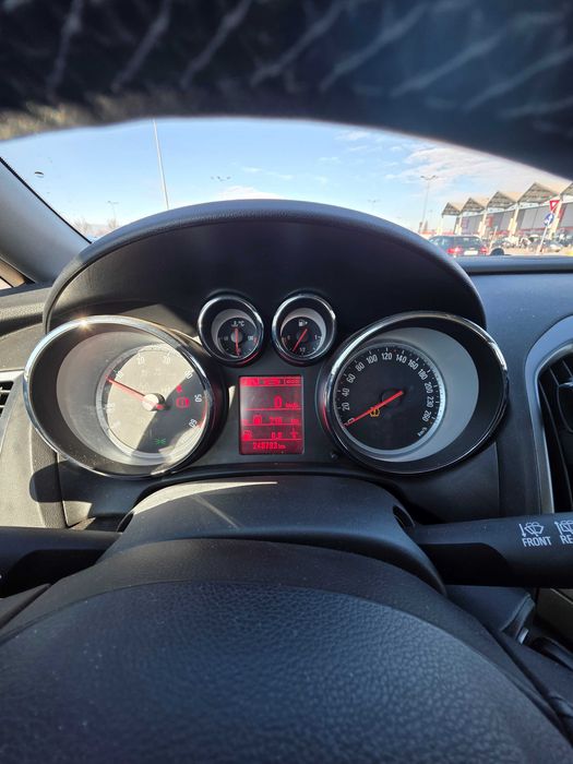 Opel astra j 2014