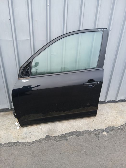 Предна лява врата Toyota Rav4 2010
