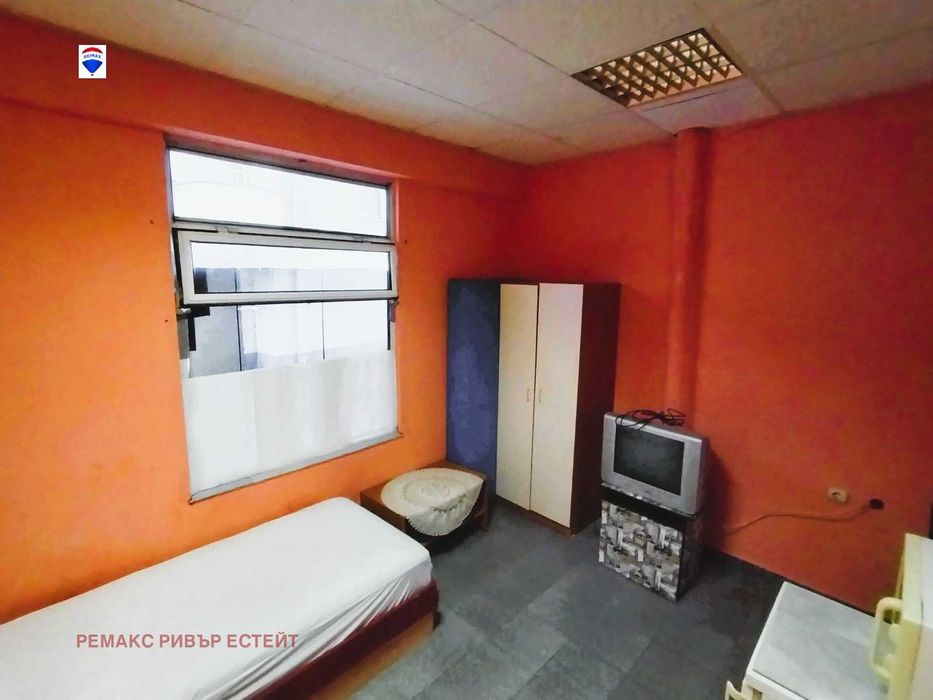 Дава се под наем  в Русе, Хъшове - 28 кв.м за 102 € - Снимка #1